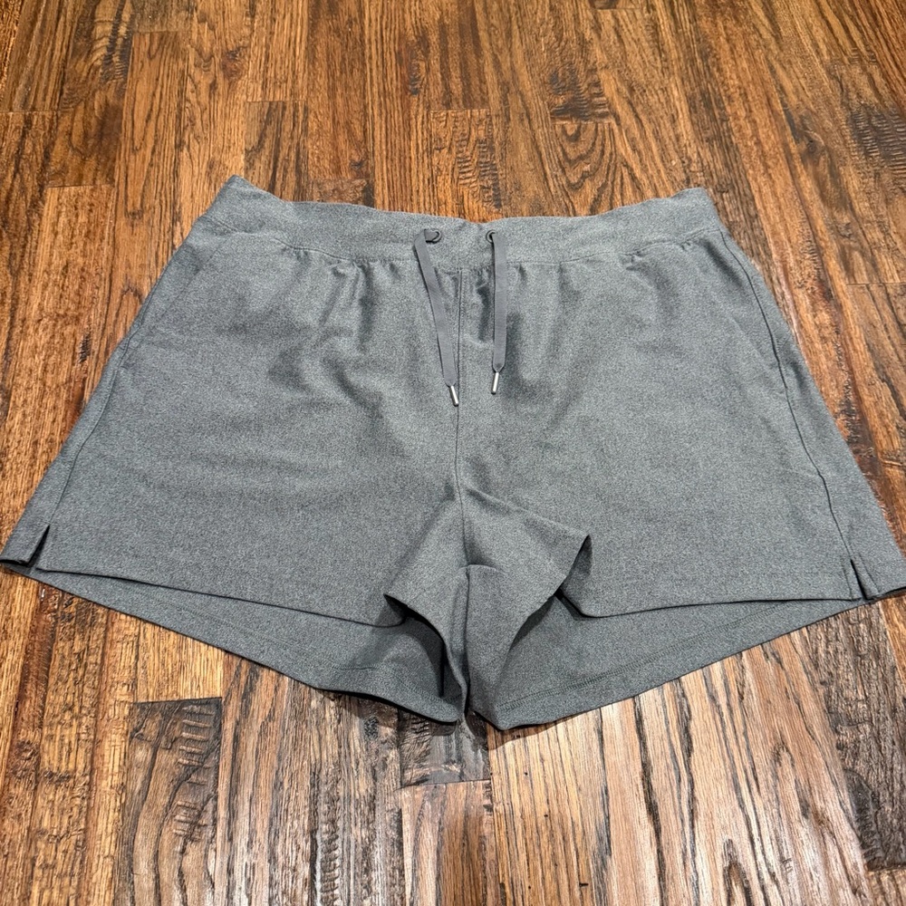 Old Navy High Waisted Powersoft 3.5” Shorts